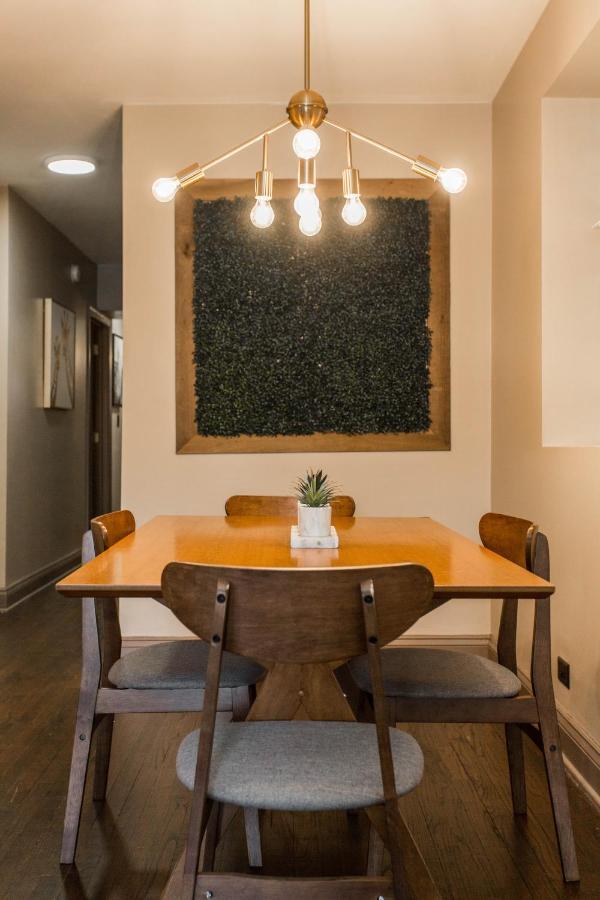 Villa Dubois Guest House Чикаго Экстерьер фото